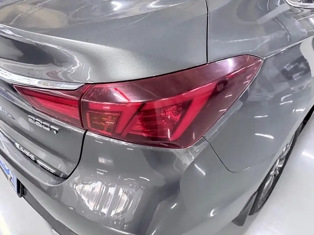 Changan Eado — фото 19