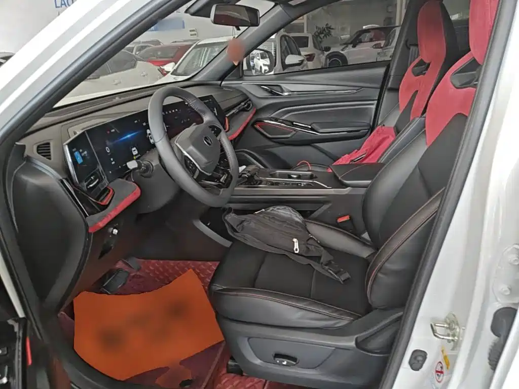 Changan X5 PLUS — фото 10