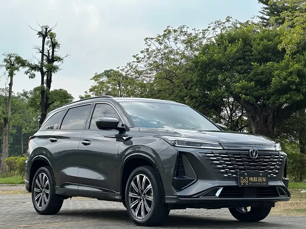 Changan CS75 PLUS — фото 3