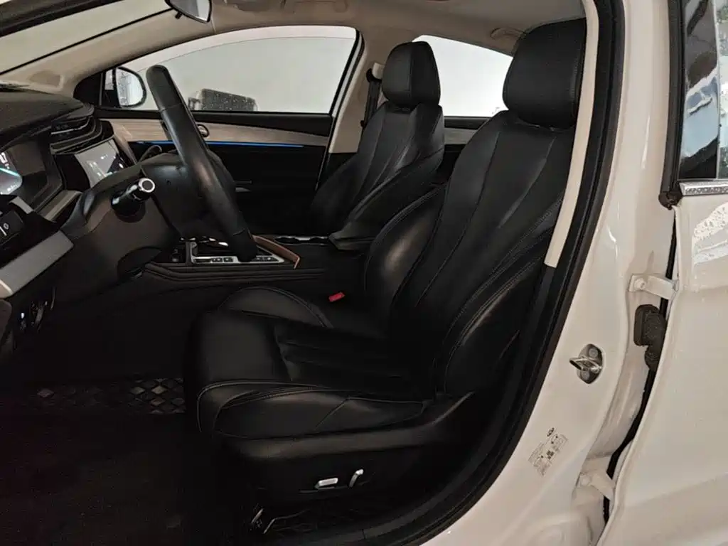 Chery Arrizo 5 PLUS — фото 14
