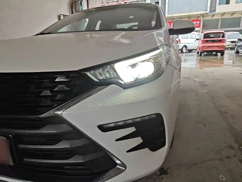 Chery Arrizo 5 PLUS — фото 23