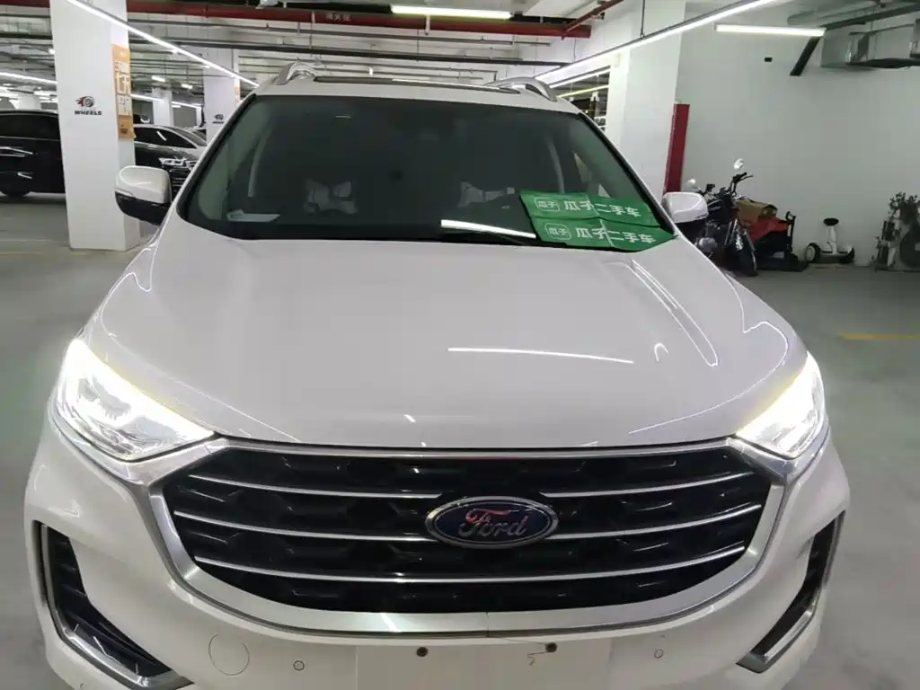 Ford Edge — фото 2