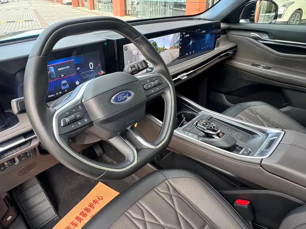 Ford Edge — фото 9