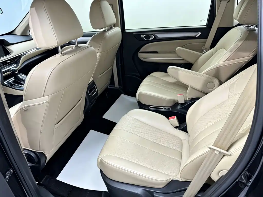 GAC Motor Trumpchi M6 — фото 9