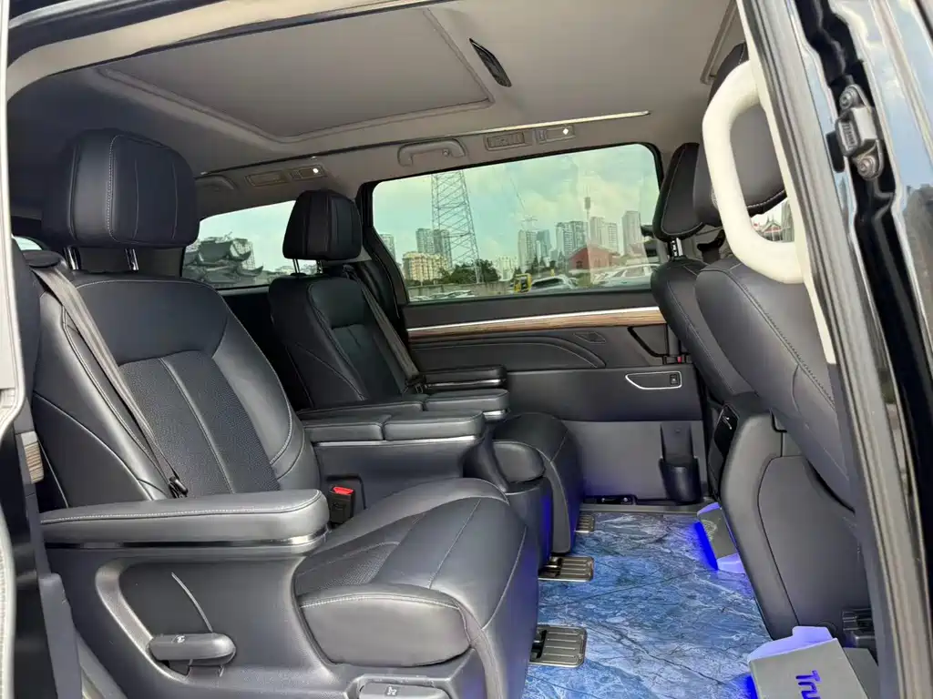GAC Motor Trumpchi M8 — фото 11