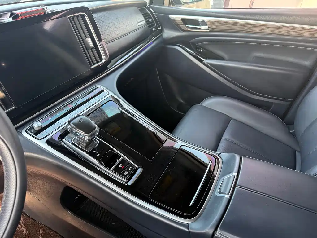 GAC Motor Trumpchi M8 — фото 7