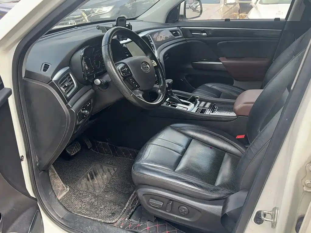 GAC Motor Trumpchi GS7 — фото 11