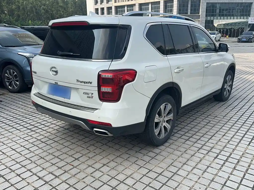 GAC Motor Trumpchi GS7 — фото 8