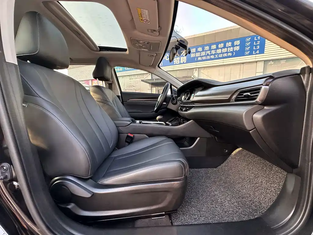 GAC Motor Trumpchi GA6 — фото 19