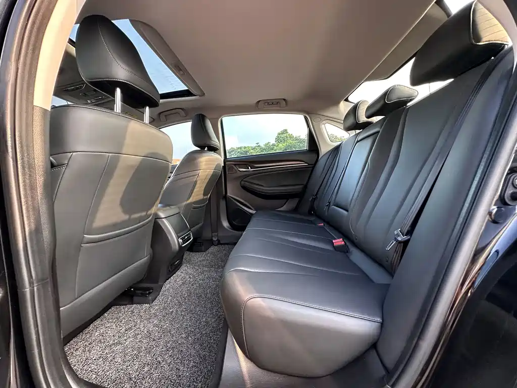 GAC Motor Trumpchi GA6 — фото 22