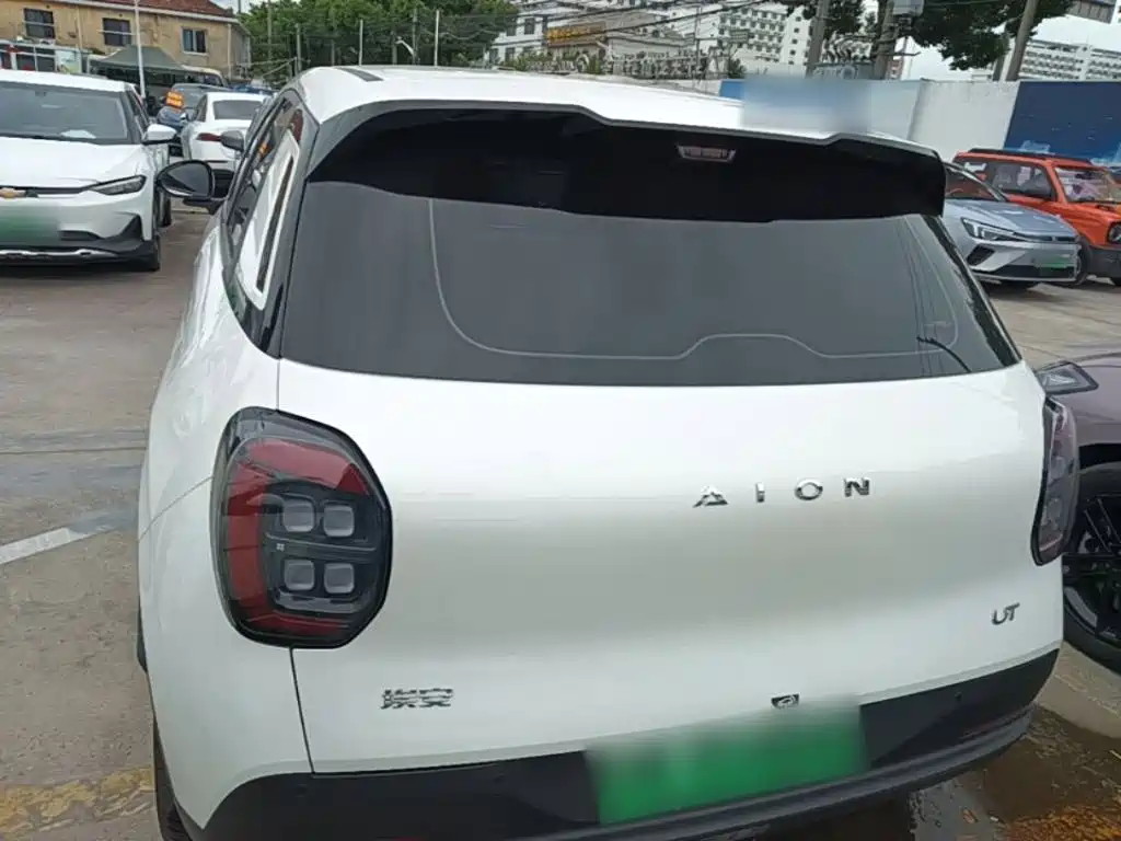 Aion AION UT — фото 6