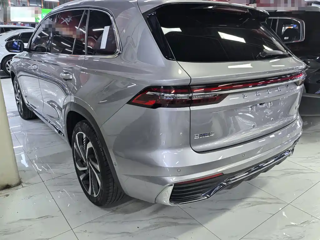 Geely Xingyue L — фото 4