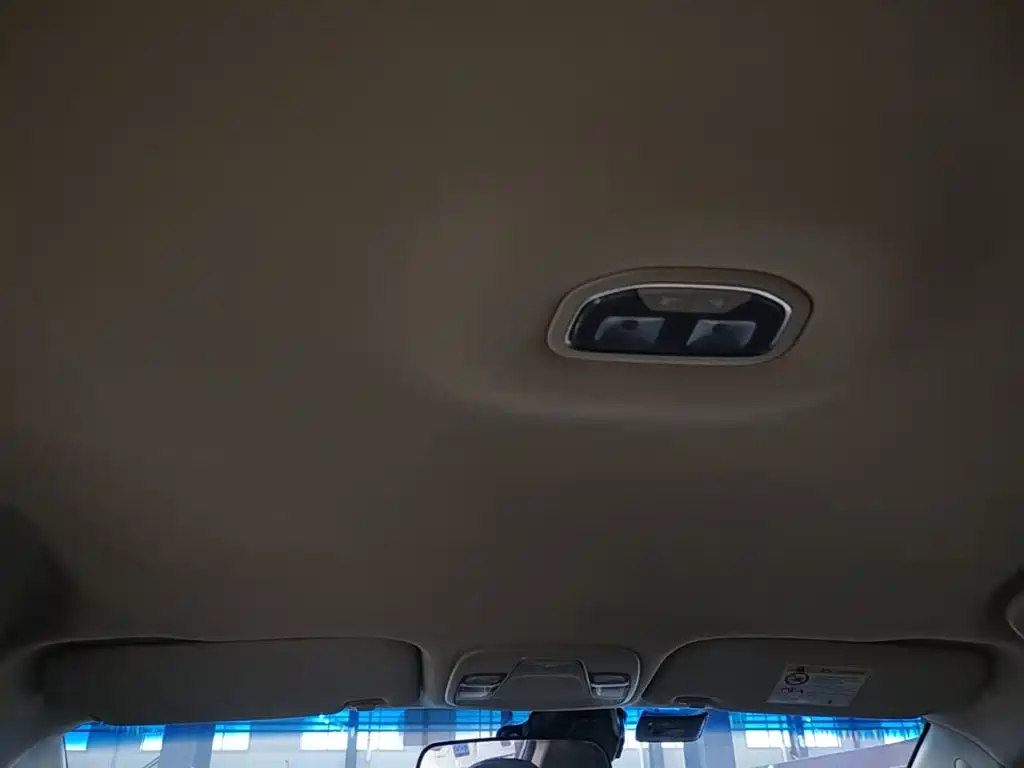 Geely Vision S1 — фото 17