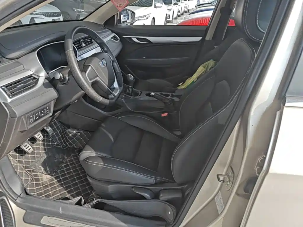 Geely Vision S1 — фото 14