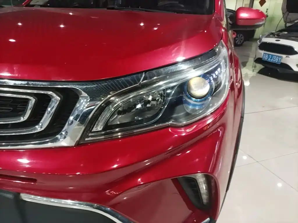 Geely Vision X3 — фото 23