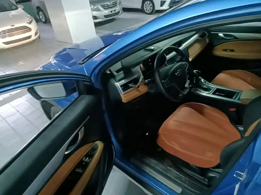 Geely Vision S1 — фото 15
