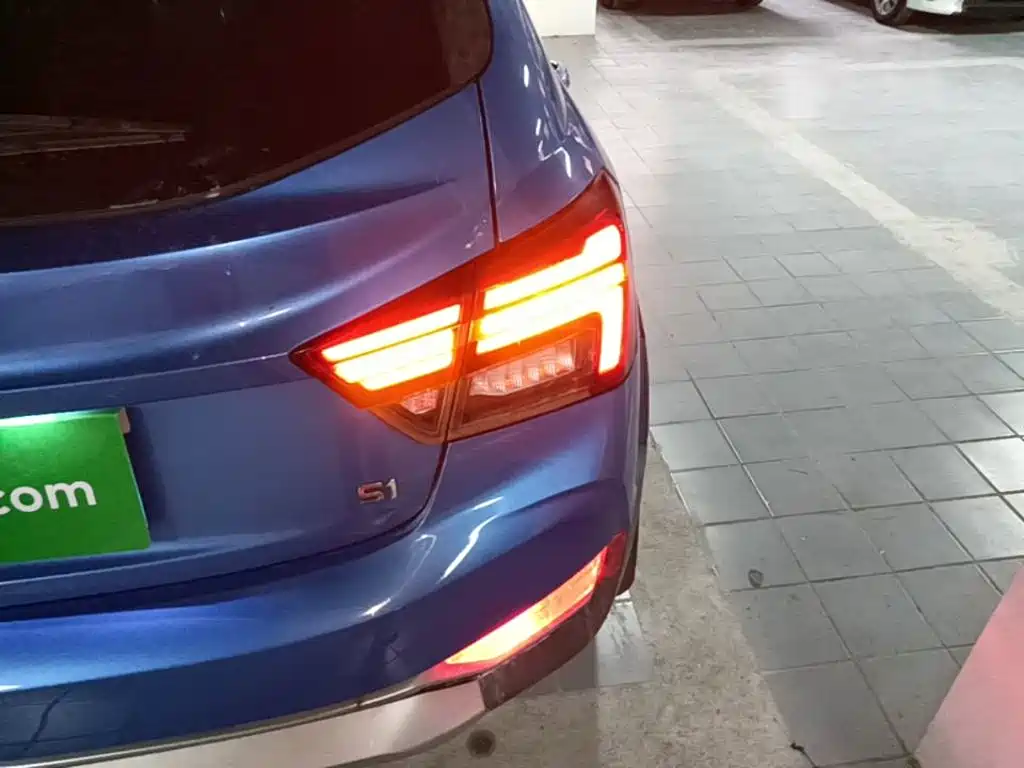 Geely Vision S1 — фото 7