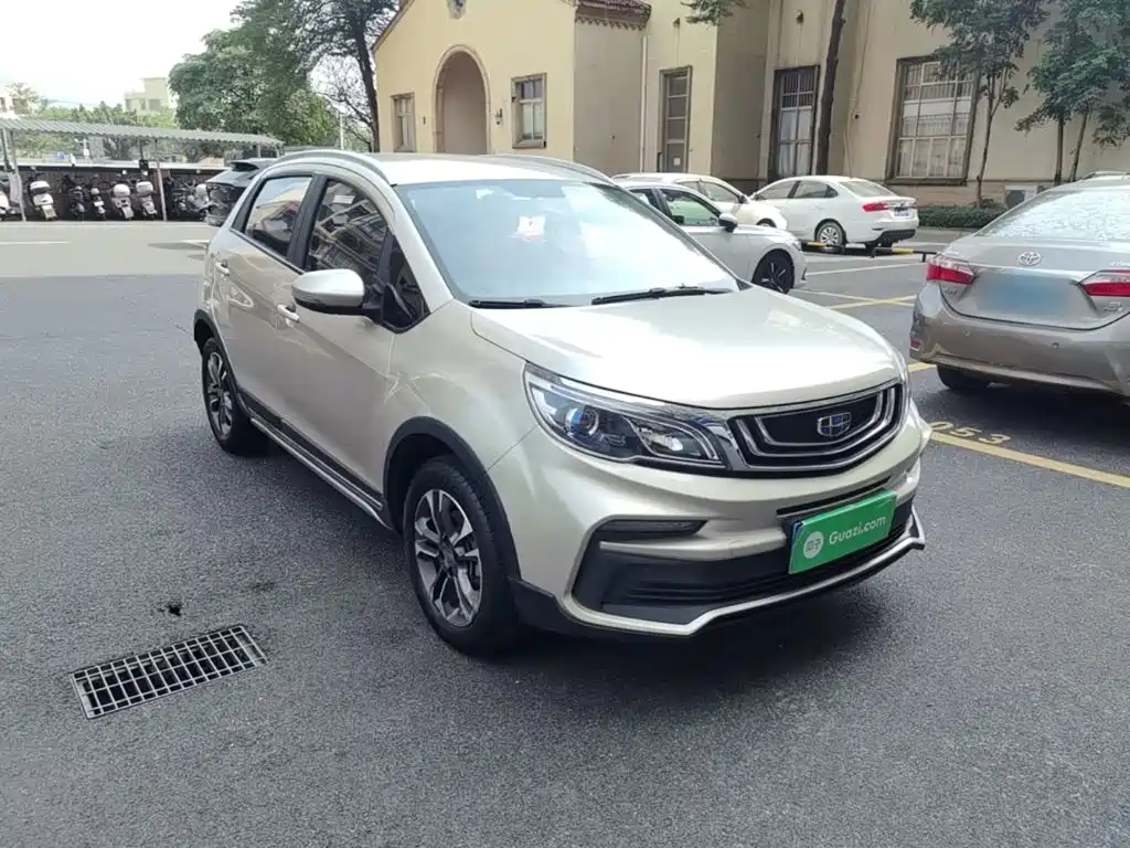Geely Vision X3 — фото 3