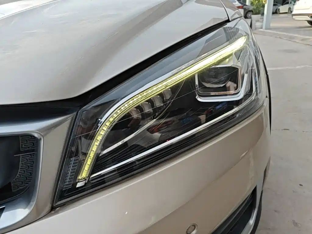 Geely Vision S1 — фото 23