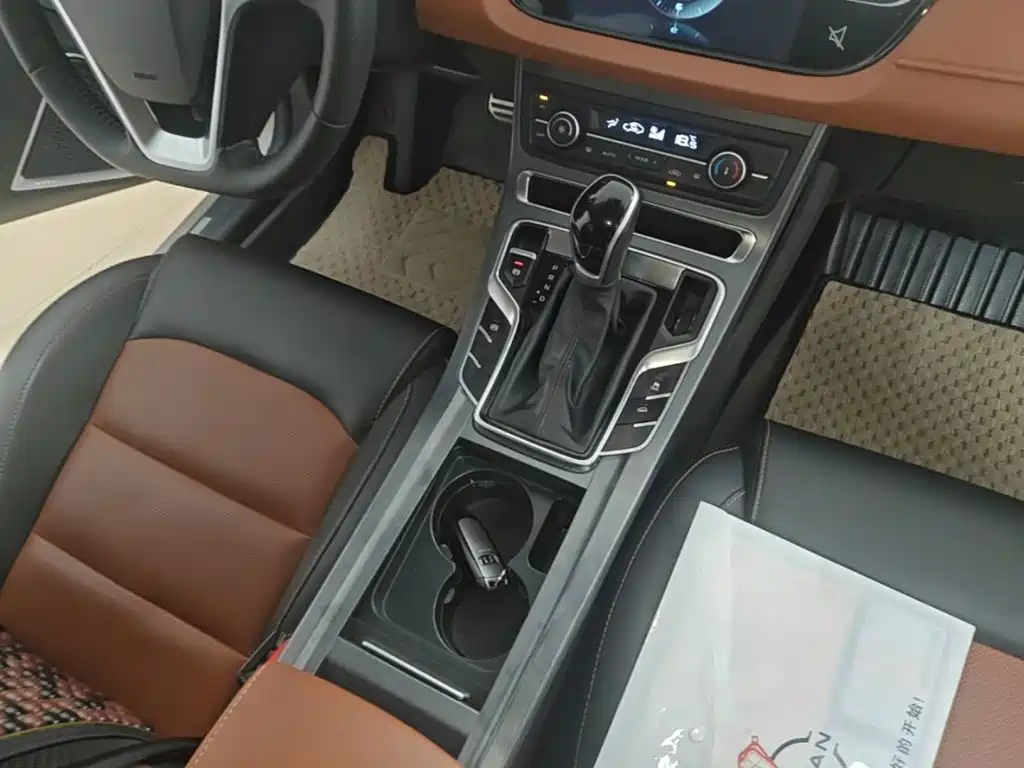 Geely Vision S1 — фото 13