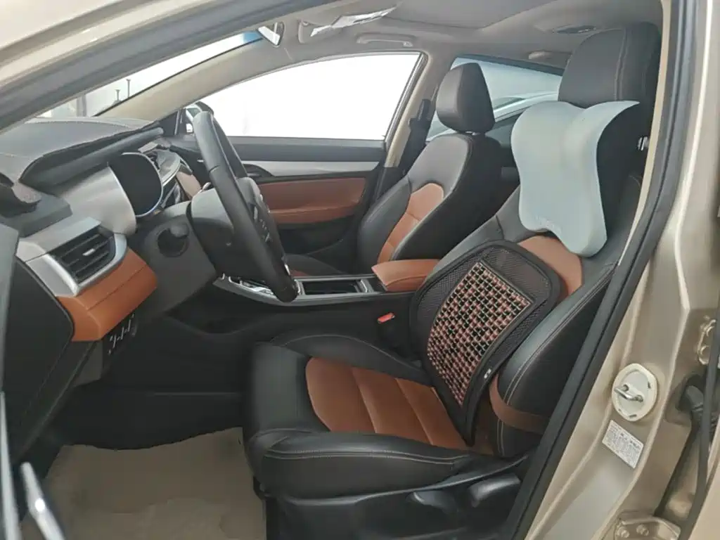 Geely Vision S1 — фото 14
