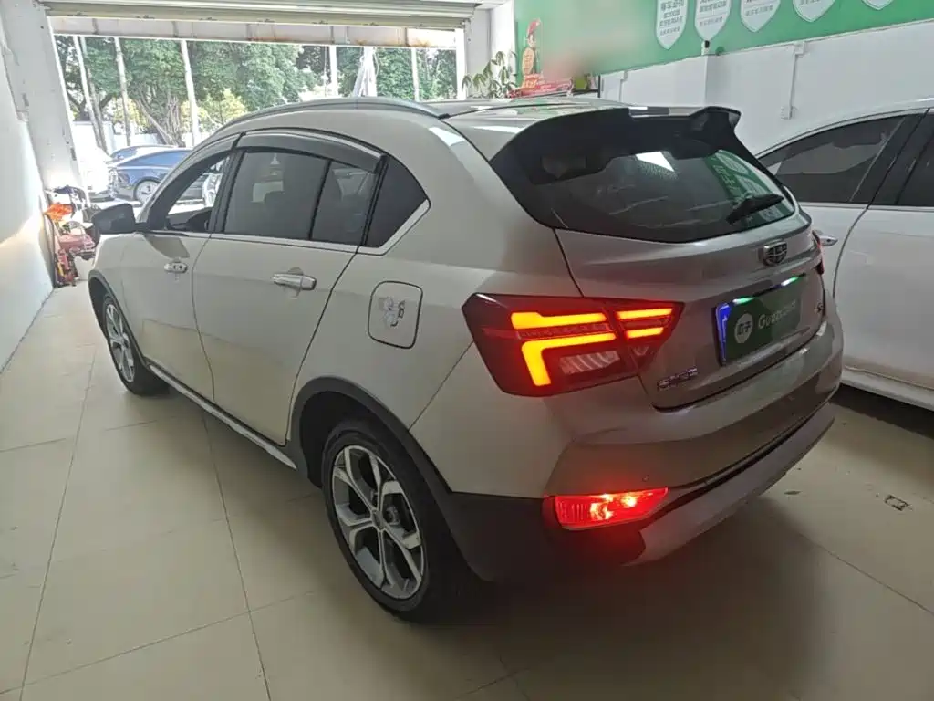Geely Vision S1 — фото 4