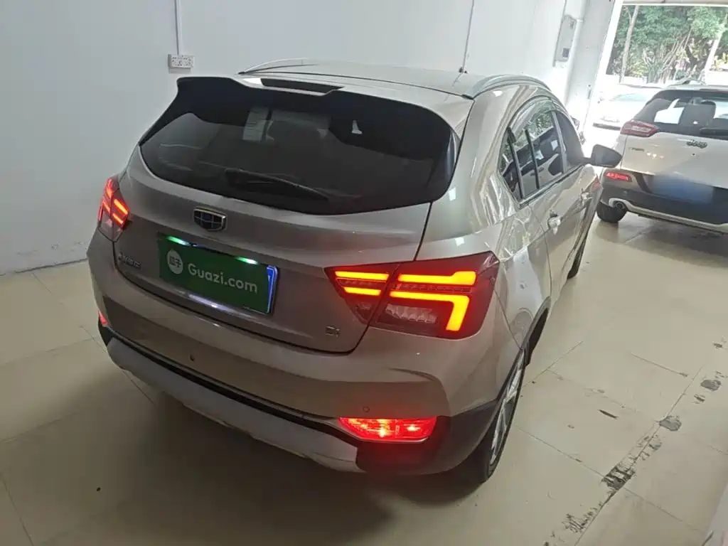 Geely Vision S1 — фото 6
