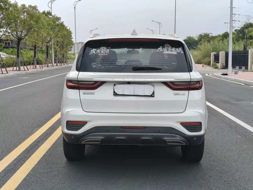 Geely Vision X6 — фото 8