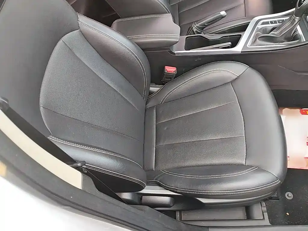 Geely Vision X3 — фото 24