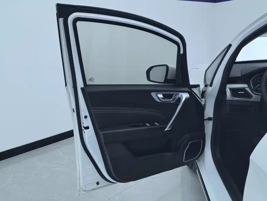 Geely Vision X3 — фото 7