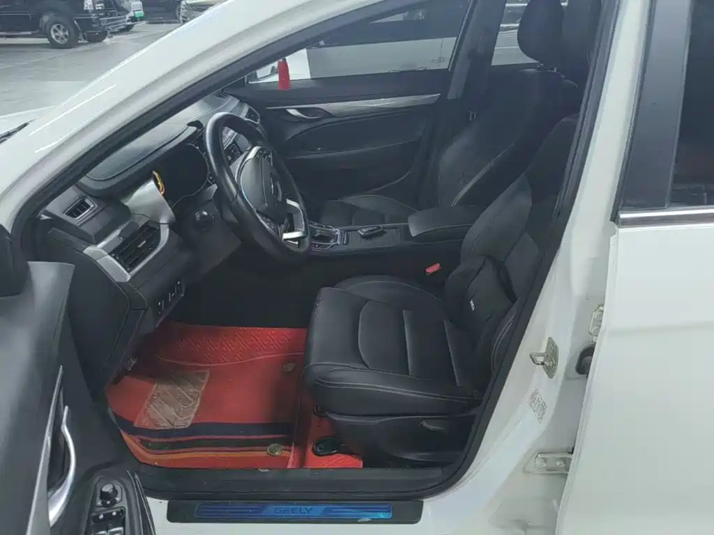 Geely Emgrand — фото 14