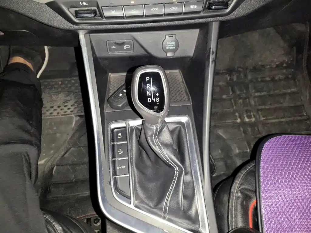 Geely Vision X3 — фото 15