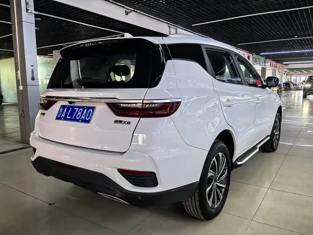 Geely Vision X6 — фото 3