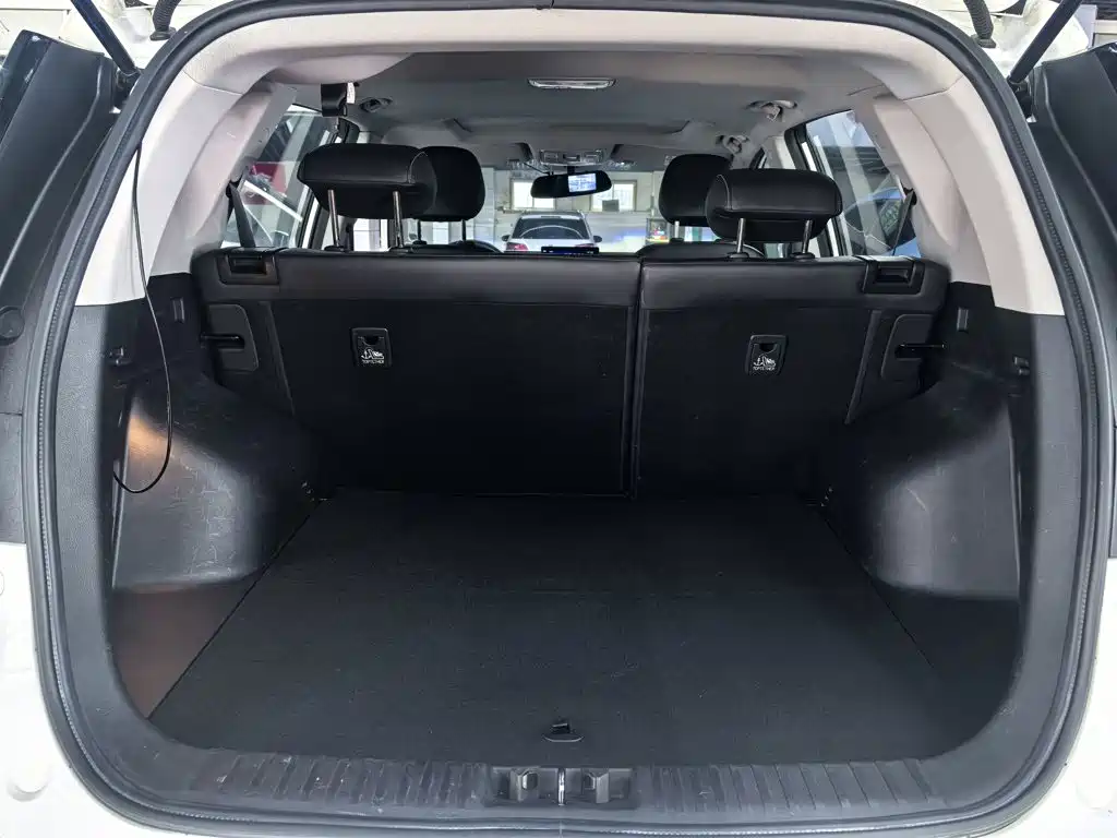Geely Vision X6 — фото 10