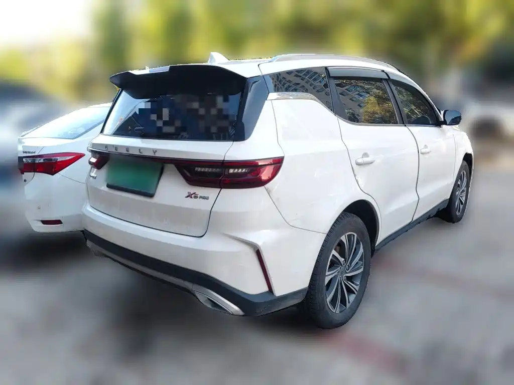 Geely Vision X6 — фото 4
