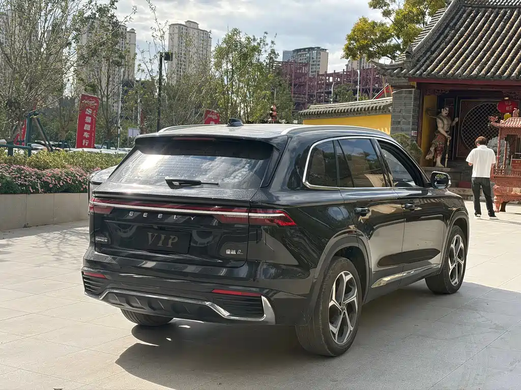 Geely Xingyue L — фото 11