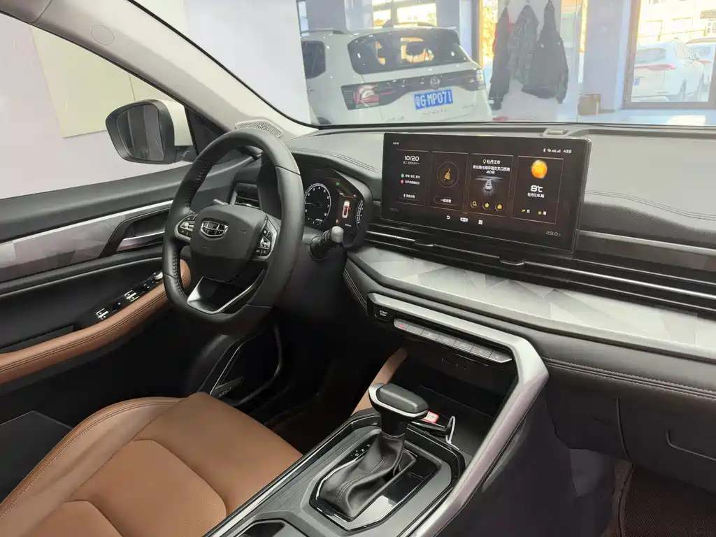Geely Vision X6 — фото 19
