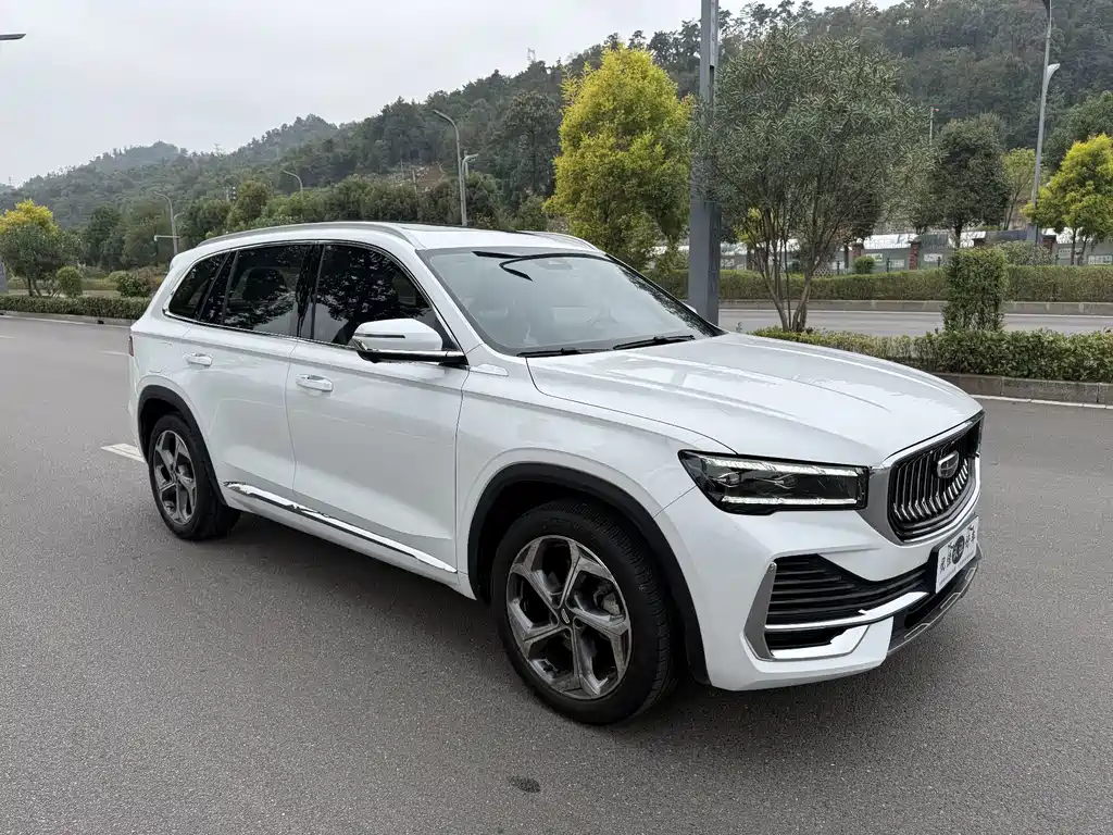 Geely Xingyue L — фото 3