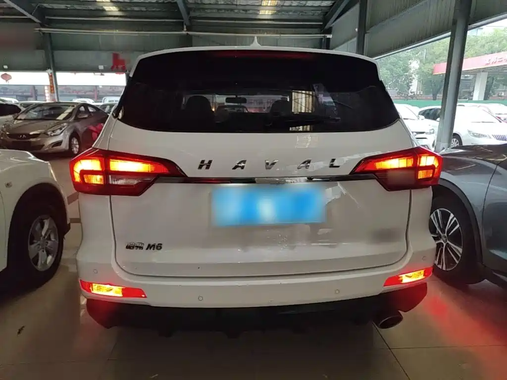 Haval M6 — фото 5