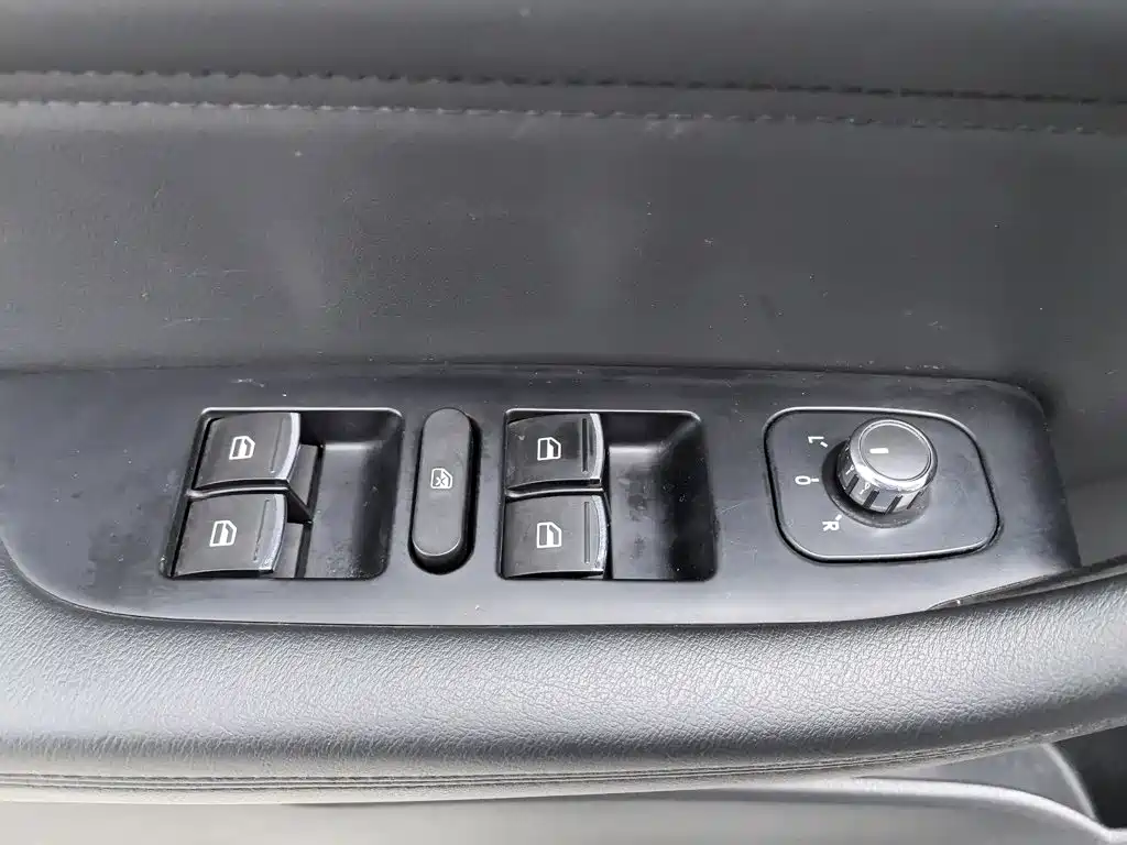 Haval H6 — фото 9