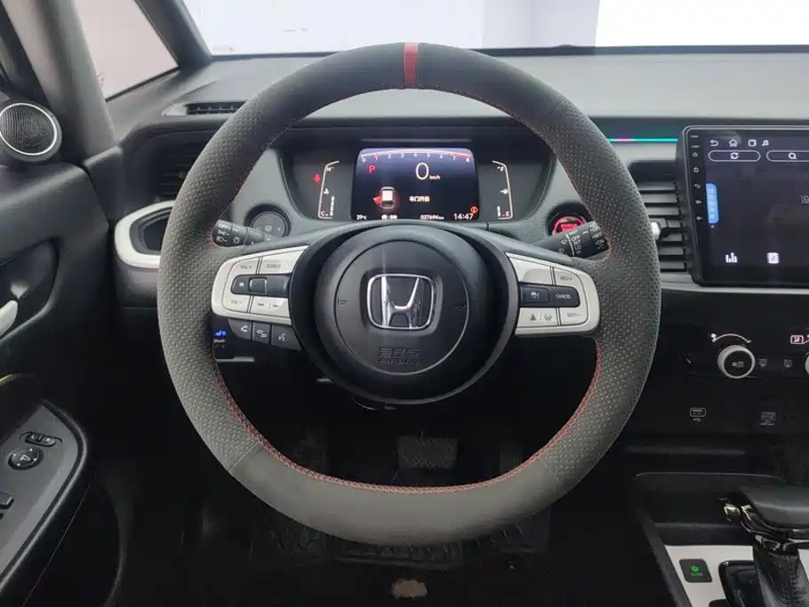Honda Fit — фото 15
