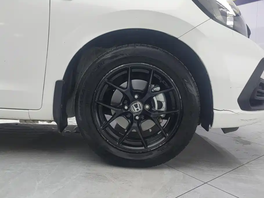 Honda Fit — фото 6