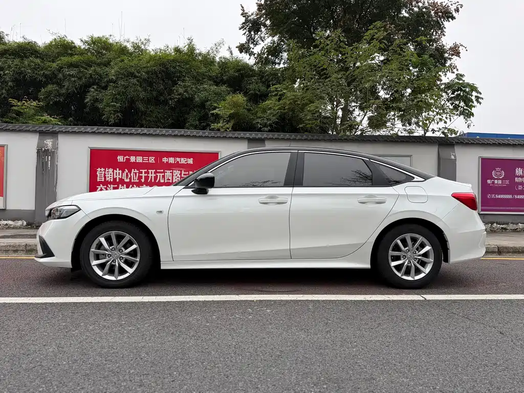 Honda Civic — фото 7