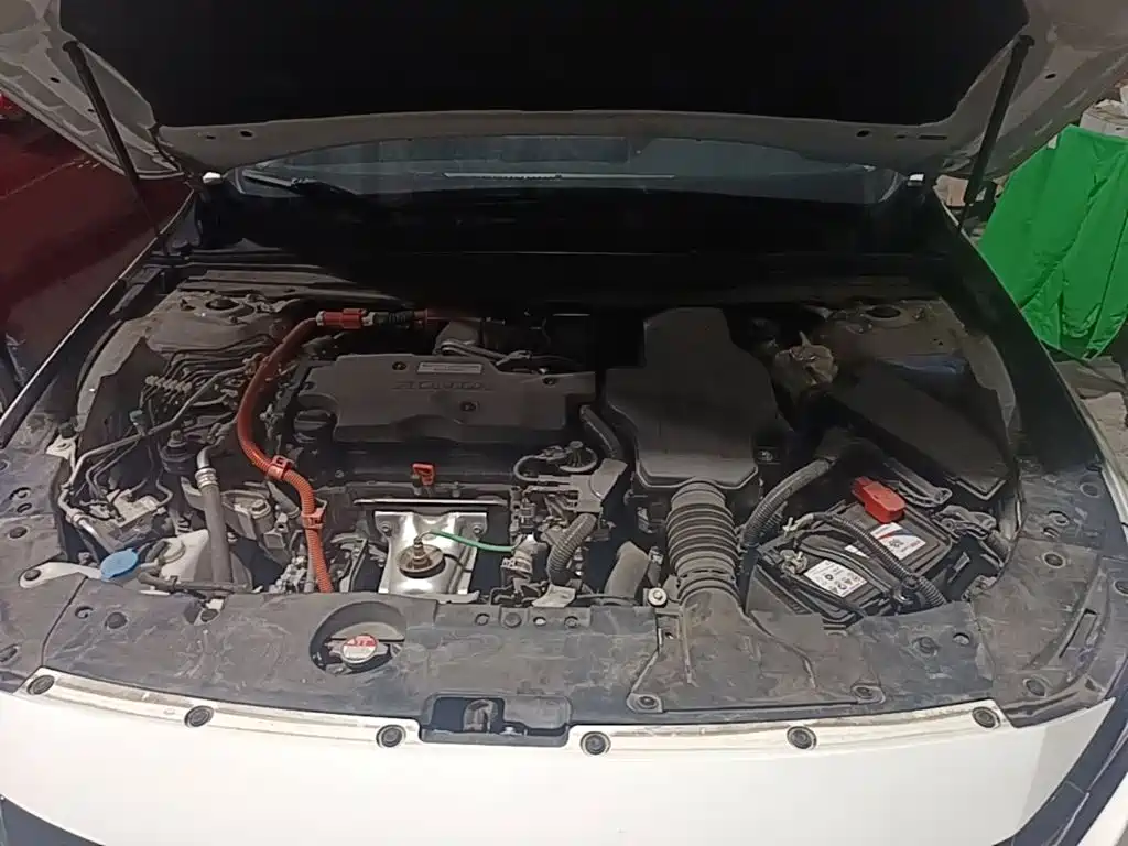 Honda Accord — фото 10