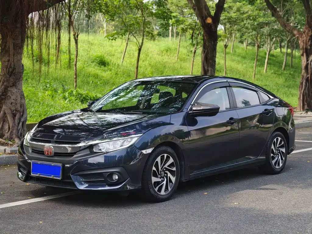 Honda Civic — фото 3