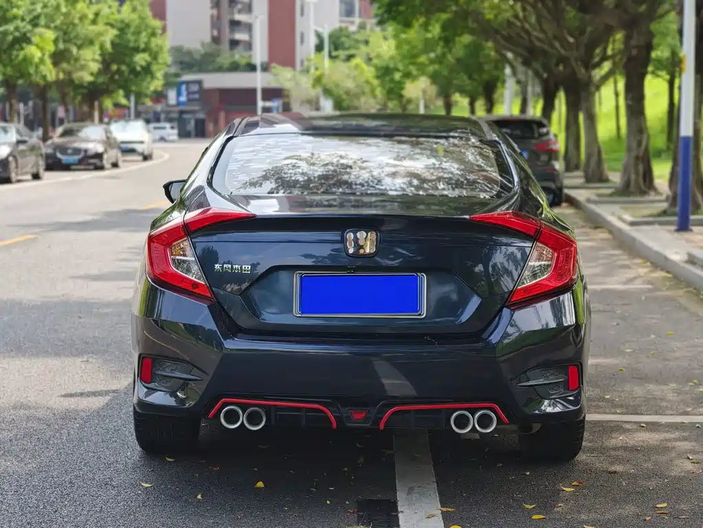 Honda Civic — фото 5