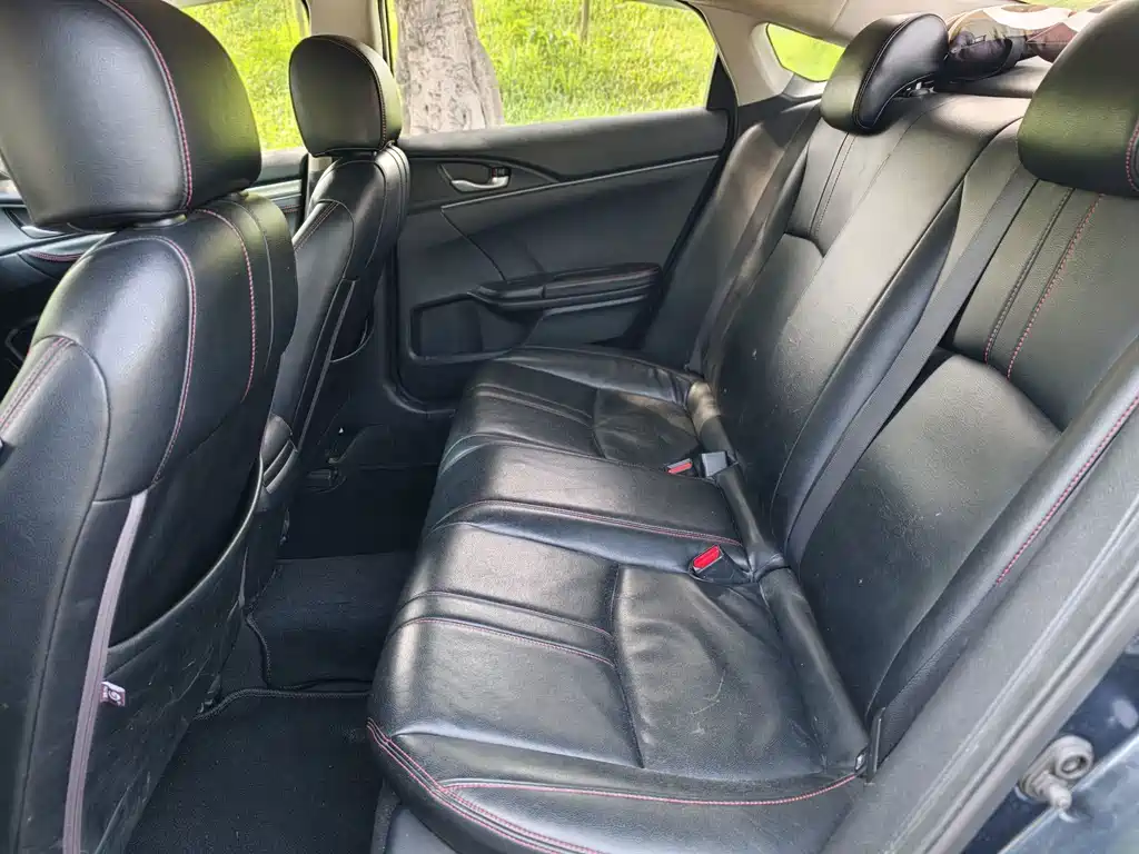 Honda Civic — фото 8