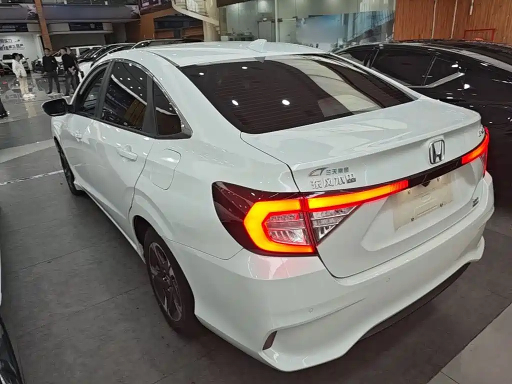 Honda Envix — фото 4