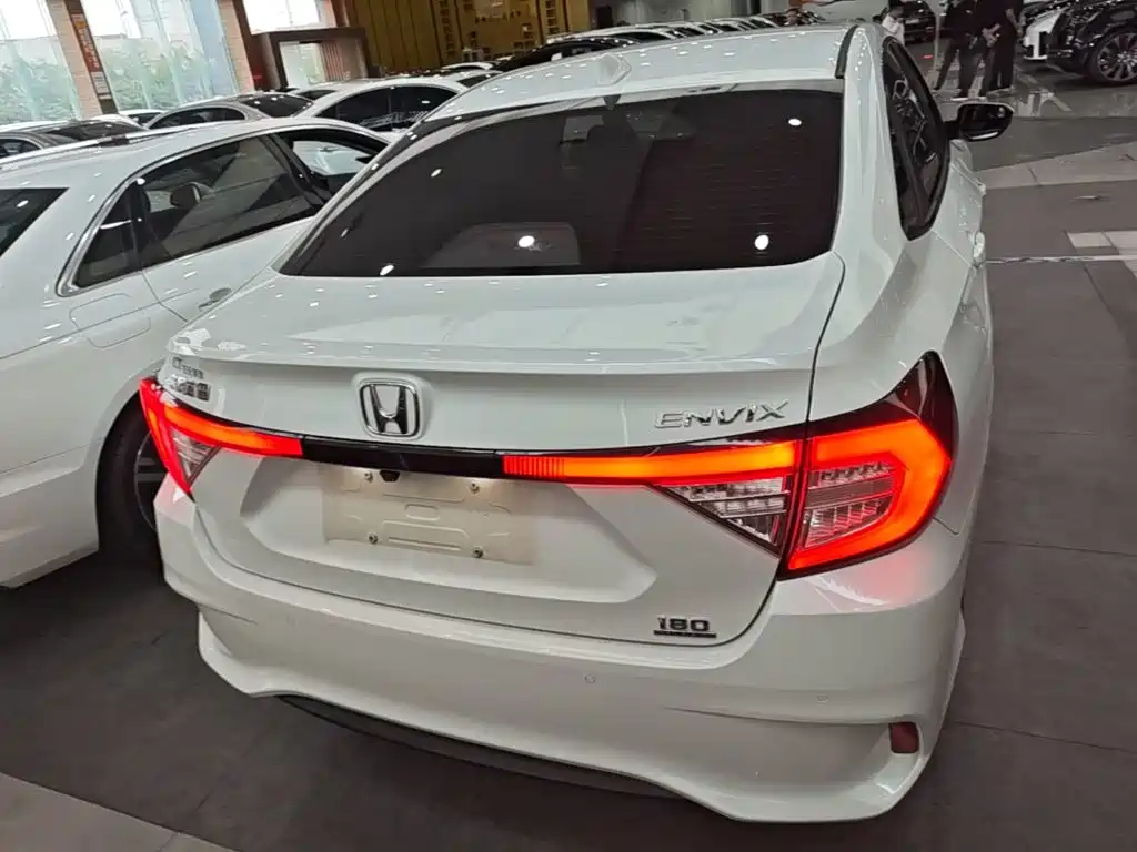 Honda Envix — фото 5