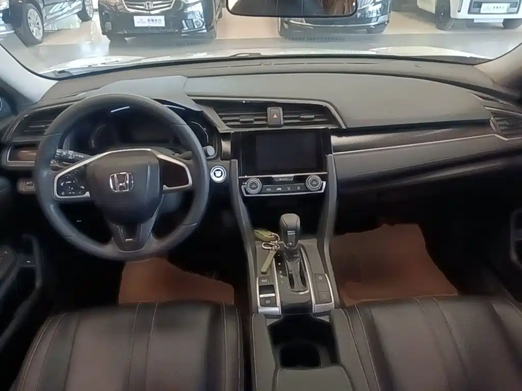 Honda Civic — фото 9
